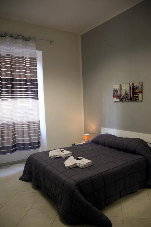 B&B Al Centro Di Παλέρμο Δωμάτιο φωτογραφία
